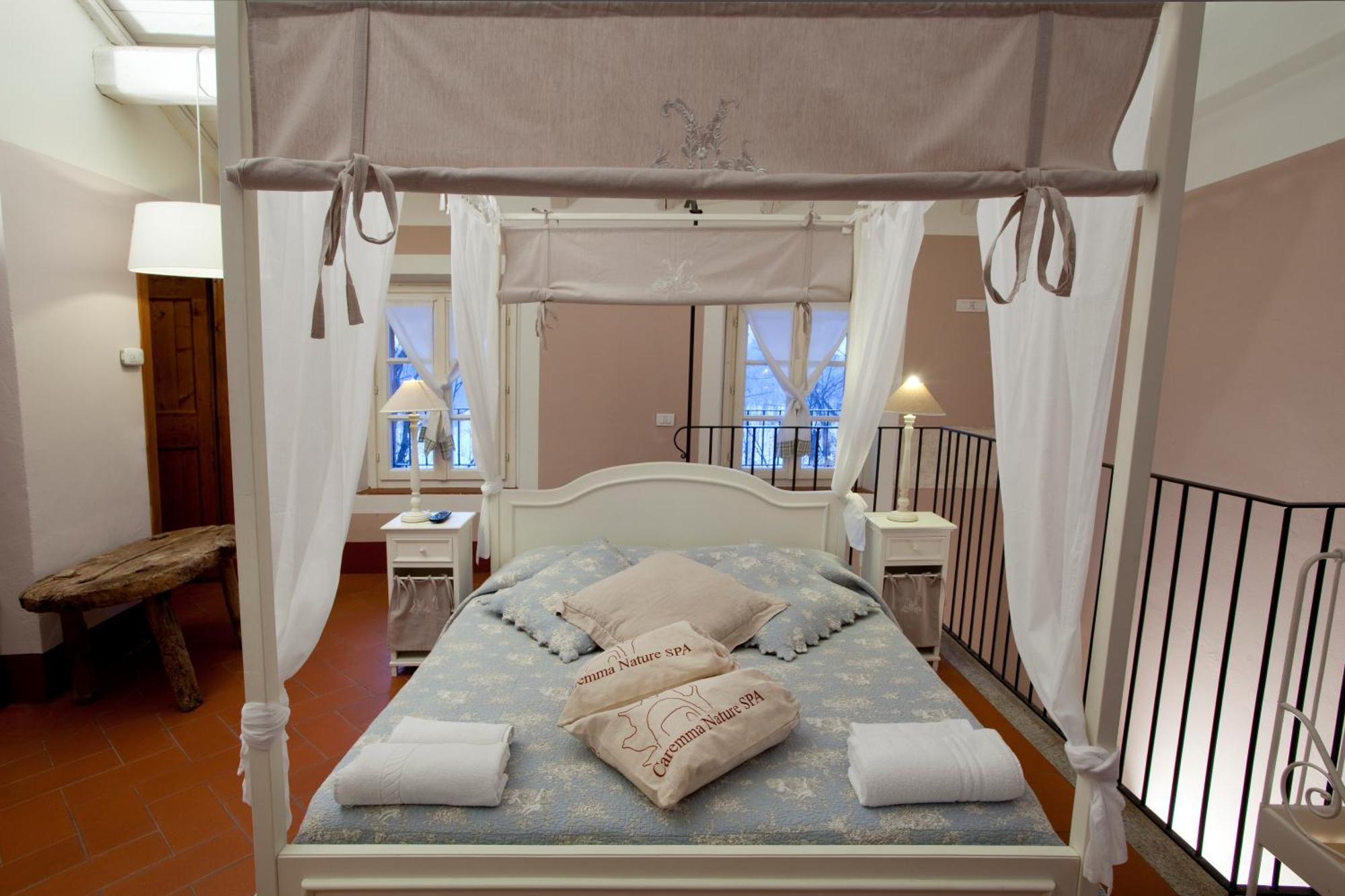 Agriturismo Cascina Caremma Besate ภายนอก รูปภาพ