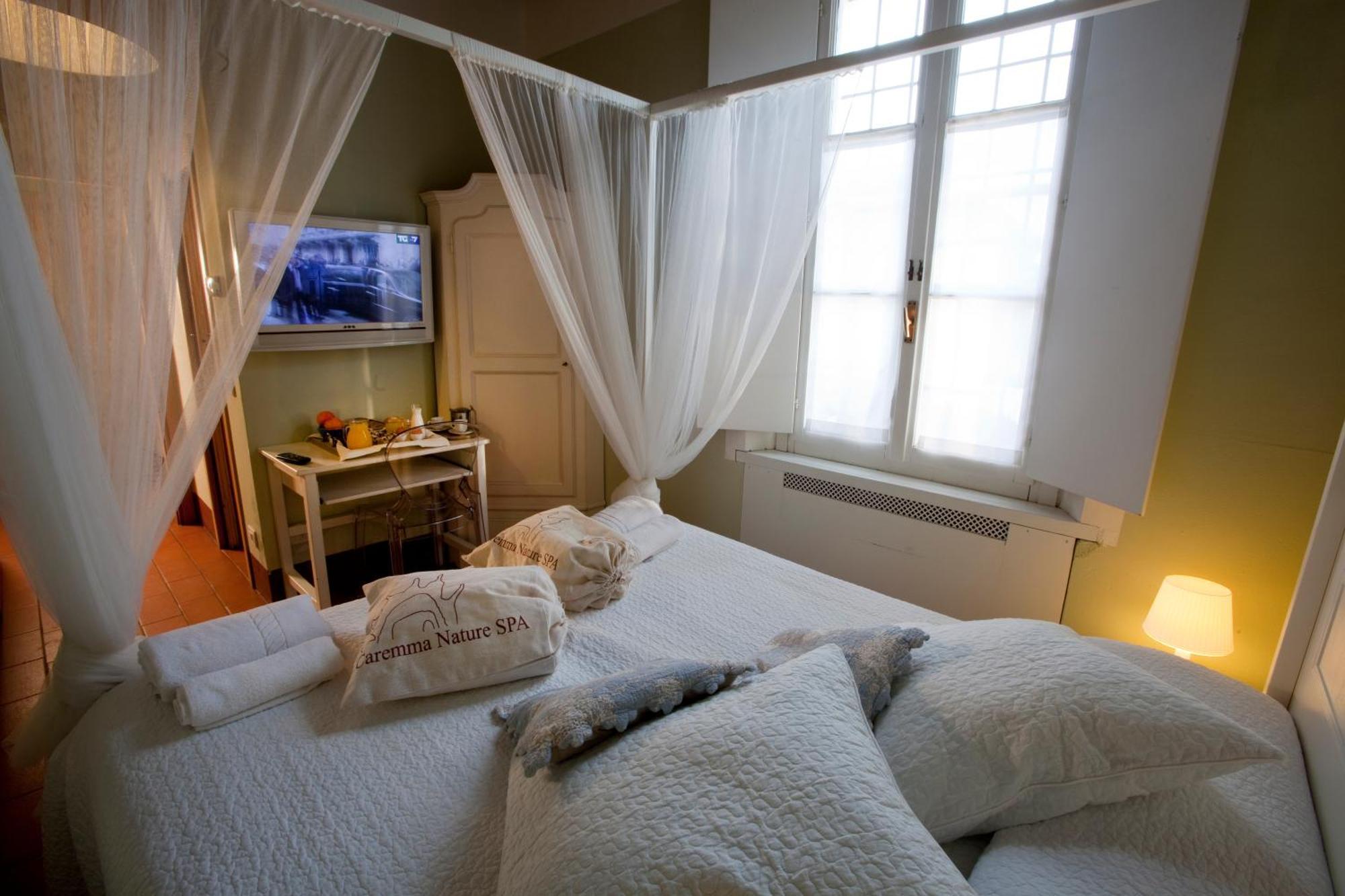 Agriturismo Cascina Caremma Besate ภายนอก รูปภาพ