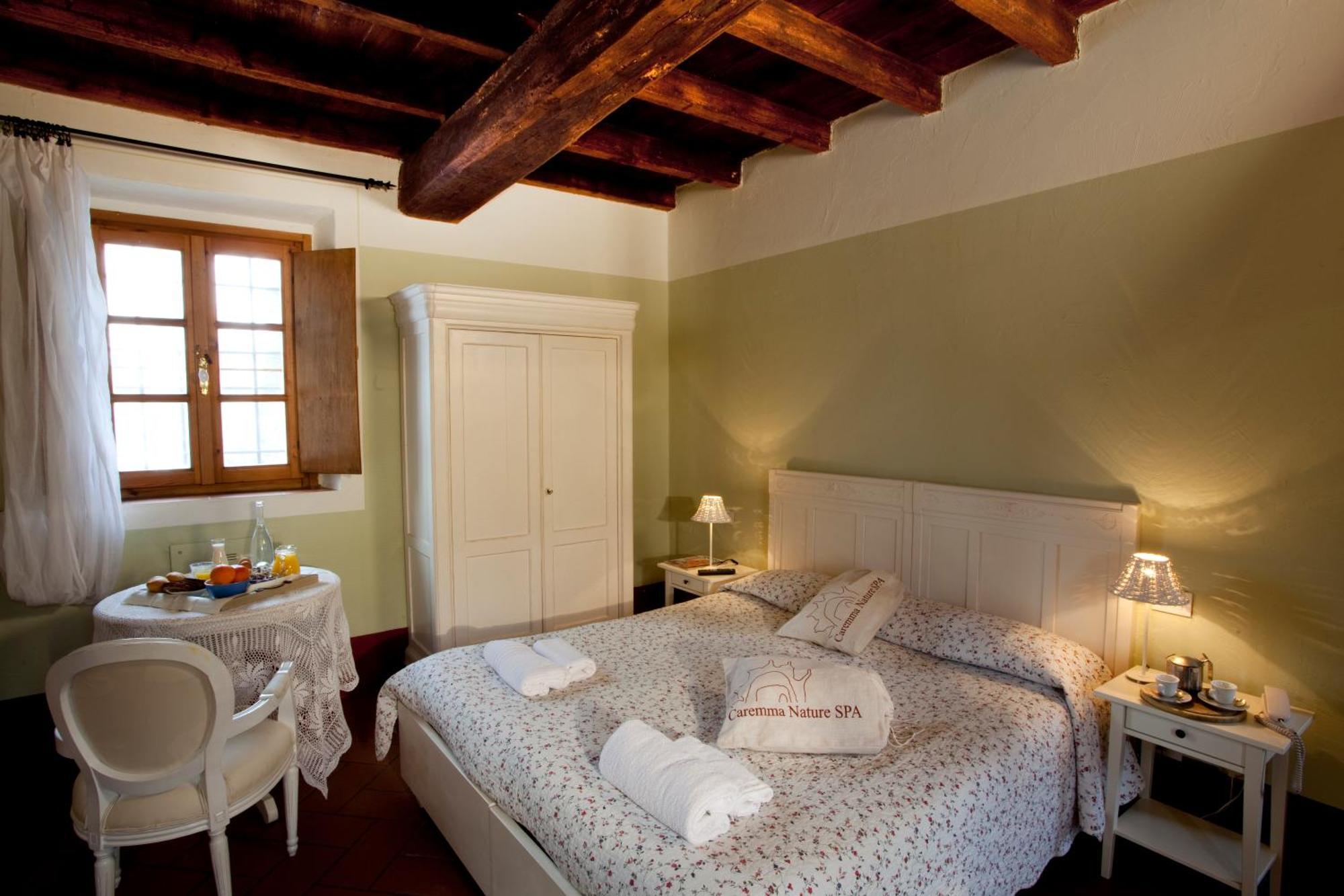 Agriturismo Cascina Caremma Besate ภายนอก รูปภาพ