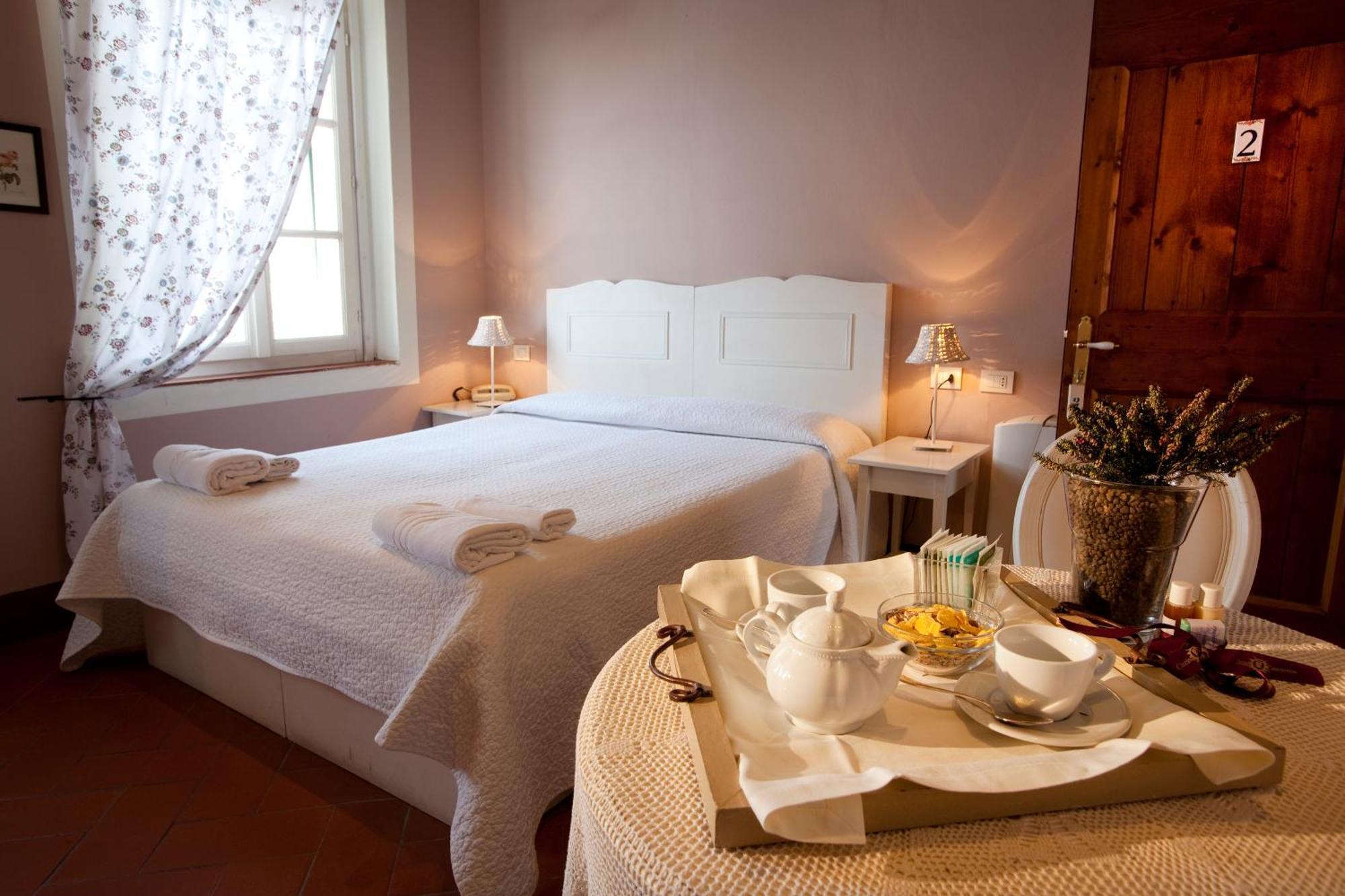 Agriturismo Cascina Caremma Besate ภายนอก รูปภาพ