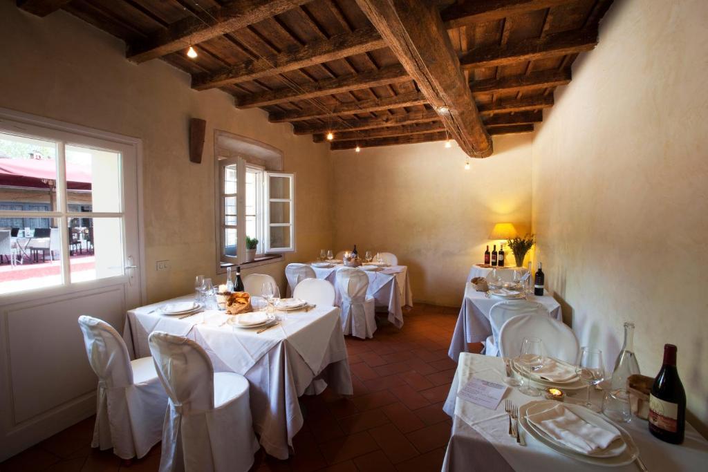 Agriturismo Cascina Caremma Besate ภายนอก รูปภาพ